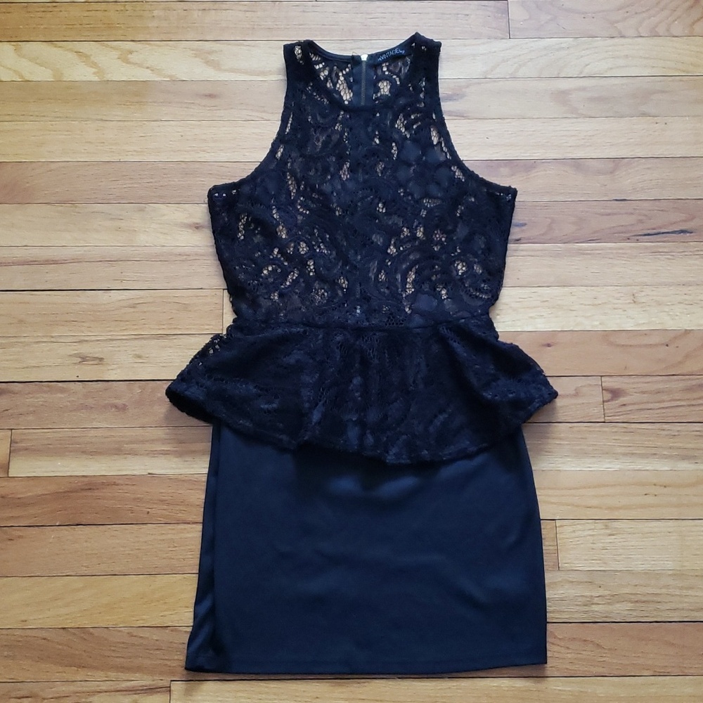 Vintage Shop lace dress